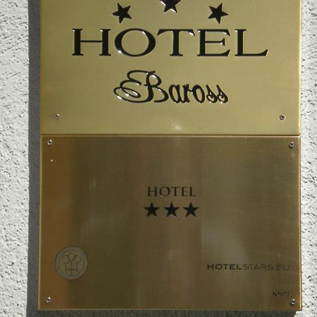 Hotel Baross Győr Buitenkant foto